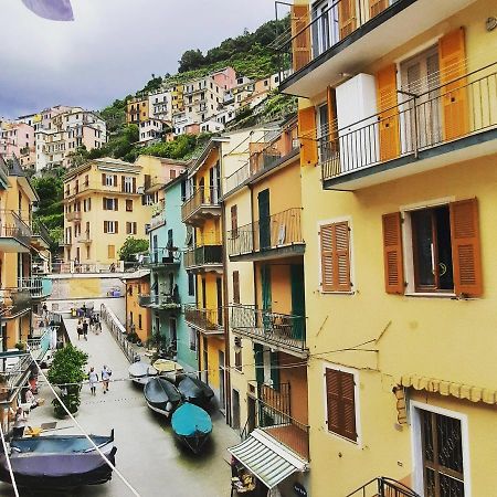 Affittacamere Ambrosia Manarola Exteriör bild