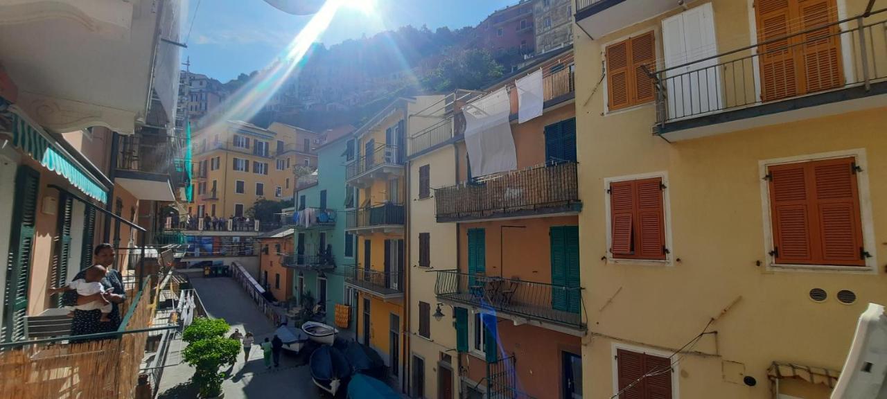 Affittacamere Ambrosia Manarola Exteriör bild